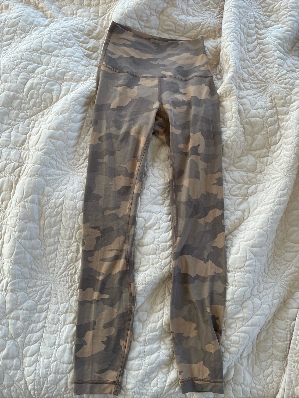 Lululemon Camo Leggings - Taupe/Olive